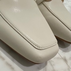 【美品】オリエンタルトラフィック白ローファー 37サイズ
の画像