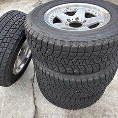 ブリザック 265/65R17 タイヤ・ホイールセット 4本の画像