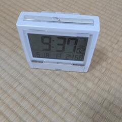 音声置き時計の画像