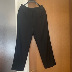 Calvin Klein ブラックスーツの画像