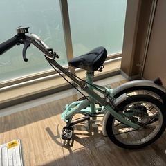 折りたたみ自転車の画像
