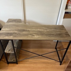 【美品】パソコンデスクの画像
