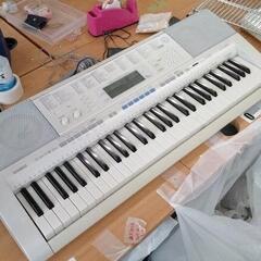 0518-067 CASIO 電子ピアノ キーボード LK-205