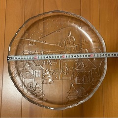 A⭐️新品・未使用⭐️ガラス製の大皿🟪日本製 MADE IN JAPAN🟪円形35cm×高さ 4.3cm🟪の画像