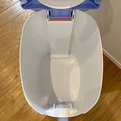 ピジョン らくらくおむつポットン 片手でポイ の画像