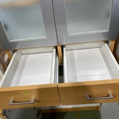 【7E18④】食器棚の画像