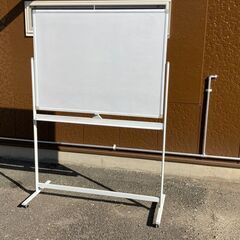 キャスター付きホワイトボード