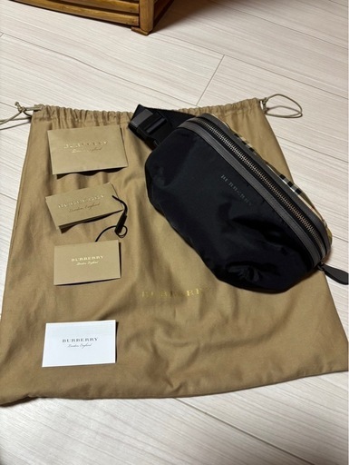 Burberry バーバリー　ボディバッグ ウエストポーチ