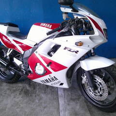 YAMAHA FZR250R-2 白/赤 格安提供車 エンジン始...