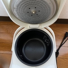 炊飯器　Panasonic SR-MY051 ３合炊きの画像