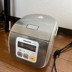 炊飯器　Panasonic SR-MY051 ３合炊きの画像