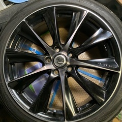 225/45R19