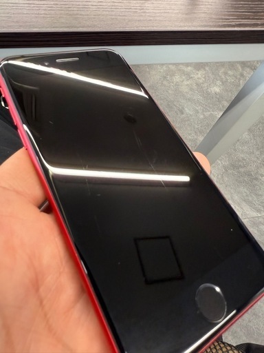 iPhone SE第2世代　64GB 画面に多少傷あり