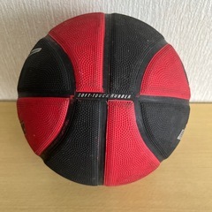 ナイキ バスケットボール/7号 ドミネート。の画像