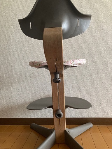 Stokke Nomi 子供椅子