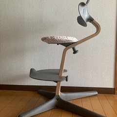 Stokke Nomi 子供椅子の画像