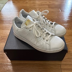 adidas　スニーカーの画像