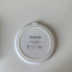 中古　置くだけ充電器の画像
