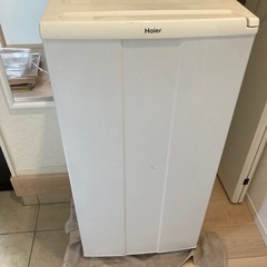 ハイアール　冷凍庫　100L