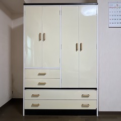 【0円】洋タンス　引出し　118センチ✖️179センチ