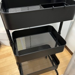 【取引中】スチールワゴン収納