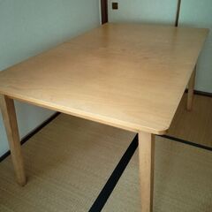 ikea 伸縮テーブル