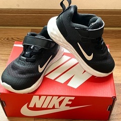 NIKE ナイキ　スニーカー　キッズ　11cm 黒の画像