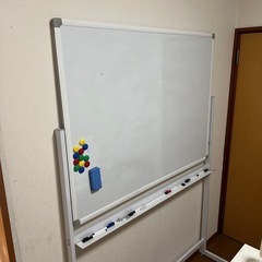 ホワイトボード（180*120cm）