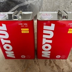 MOTUL J-01 Lite  5w-30 エンジンオイル8L の画像