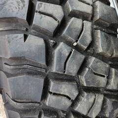 【訳アリ】BFGoodrich グッドリッチLT235/70R16（2022年製）２本（１本訳ありです）の画像