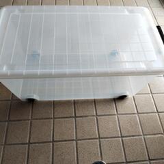 衣装ケース③