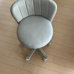 子供サイズ椅子