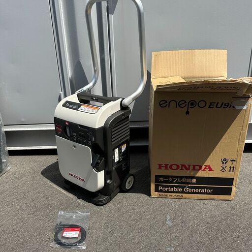 ◆おり渡し完了◆使用わずかのUSED HONDA enepo EU9iGB カセットガス ポータブル発電機 エネポ