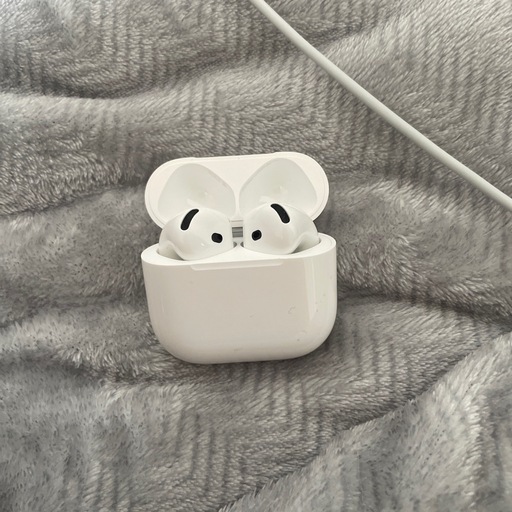 携帯アクセサリー AirPods 4