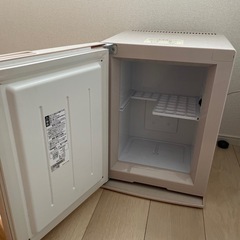 小型冷蔵庫の画像