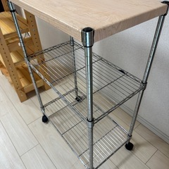 スチールラックの画像