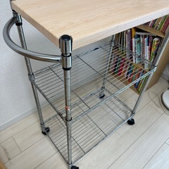 スチールラックの画像
