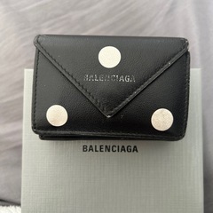 BALENCIAGAケースの画像