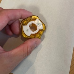 ベイブレードx 5-70ゴールドの画像