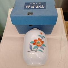 伊万里焼  花瓶『玉真』