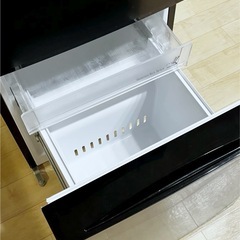 送料無料) 2021年 極美品 156L 冷蔵庫 ガラス棚 大容量ドア