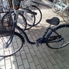 ★ジモティ割あり★  オートライト付　自転車 26インチ ネイビ...