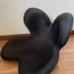 【値下げしました！】MTG style ボディメイクシート　骨盤サポート　ブラック  の画像