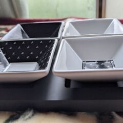 300円　未使用　②アニエスベー小皿セット　ジュエリートレーにもの画像