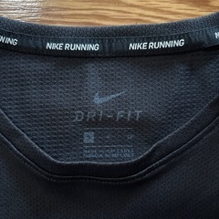 NIKE バスケTシャツの画像
