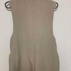 グレイル　ジレの画像