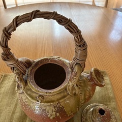特大【土瓶】　（信楽焼？籐巻持ち手）陶器の画像