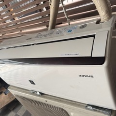 エアコン　シャープ　SHARP 2020年製の画像