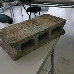 0518-261 ブロック