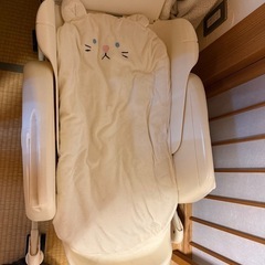 コンビ　ハイローチェア